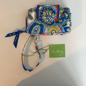 NWT Vera Bradley Wristlet